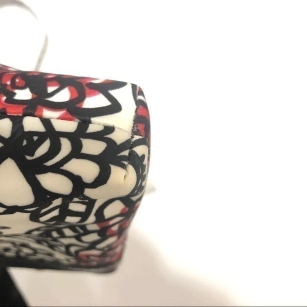 Coach floral poppy white pink wristlet clutch